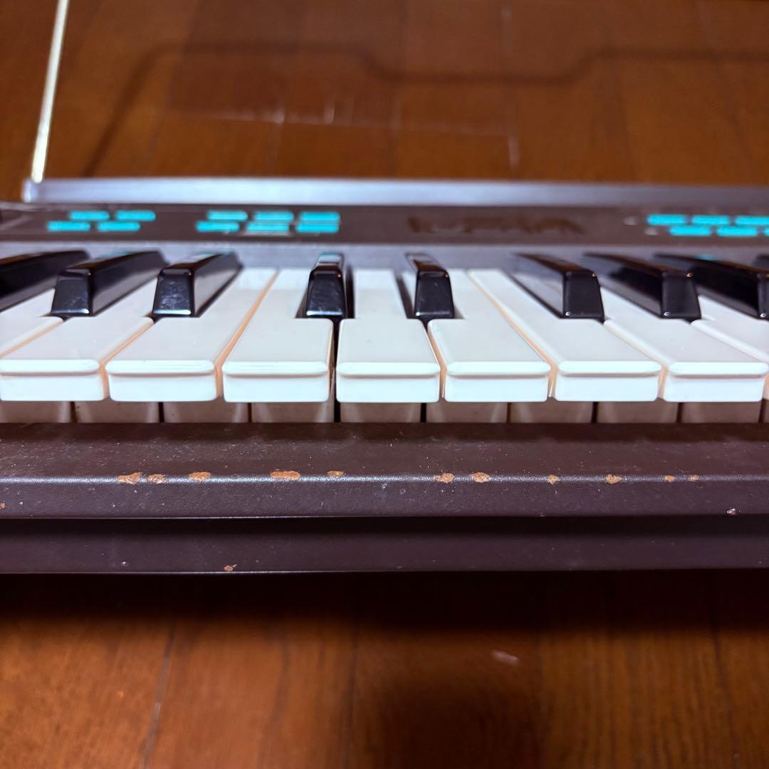 Yamaha DX21 シンセサイザー 61鍵