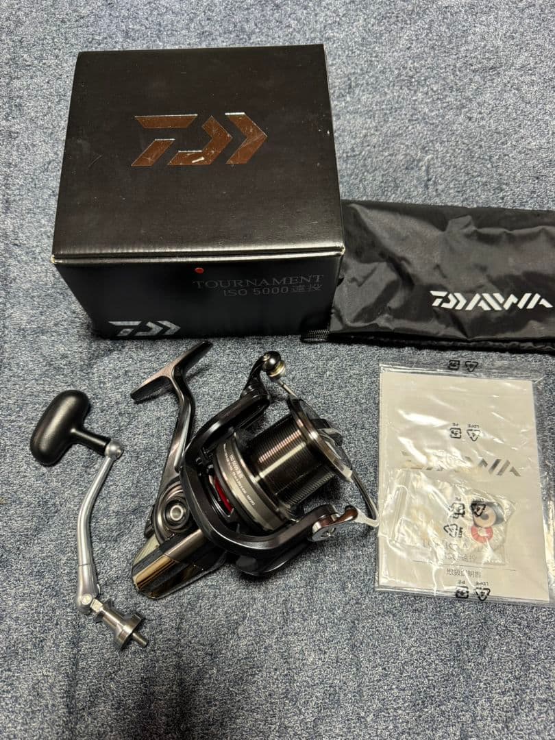 ダイワ トーナメントISO 5000遠投　未使用品
