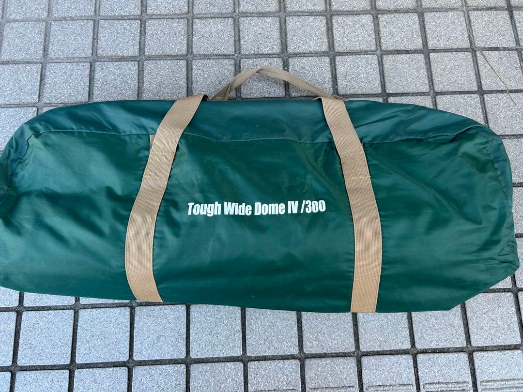 値下げしました　 コールマン　テント　タフワイドドーム IV/300