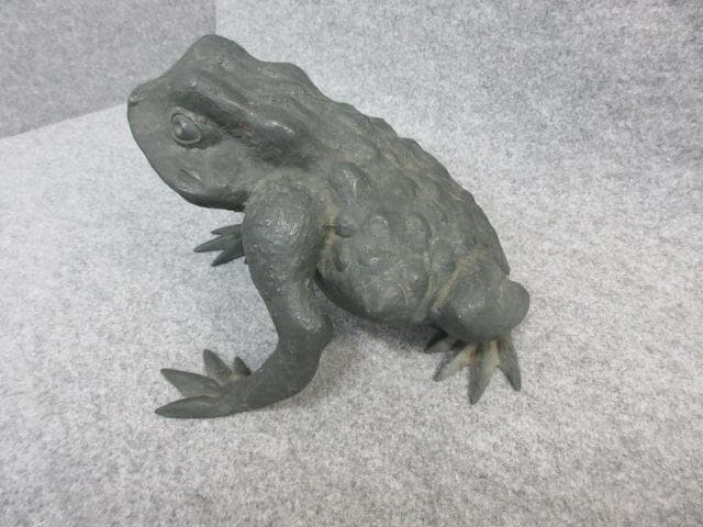 古銅銅製がまがえる置物 [B25868]水を出すことが出来る