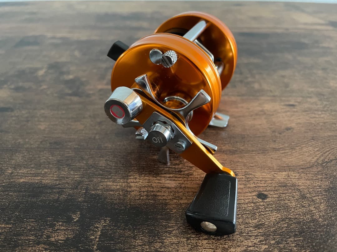 ABU Ambassadeur 2500C アンバサダー サンセットオレンジ美品