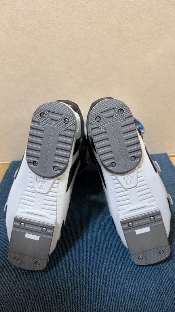 ノルディカ スポーツマシン 65W スキーブーツ 25cm