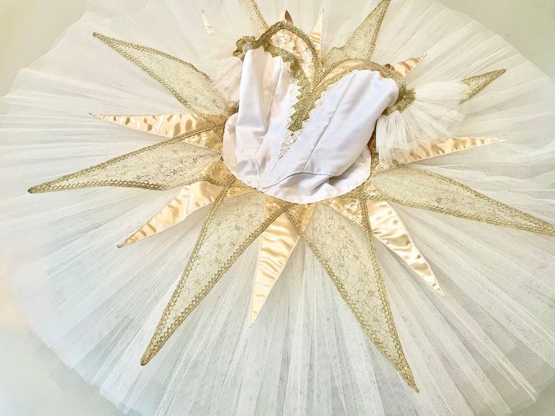 バレエ衣装　150cm ホワイトゴールド