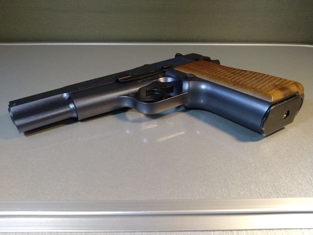 希少な極美品！タナカ　ブローニングハイパワー　ミリタリー　ガスブロ　ガス漏なし！