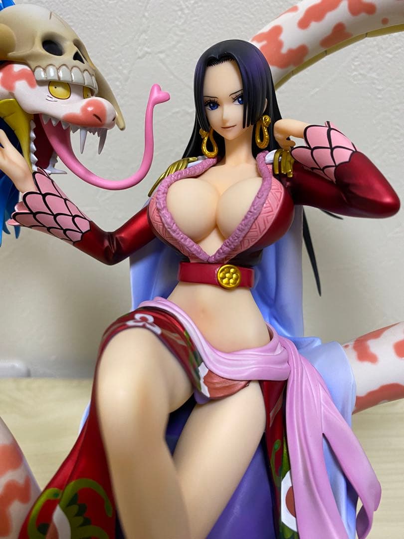 ワンピース　pop maximum ボア　ハンコック　フィギュア　国内正規品