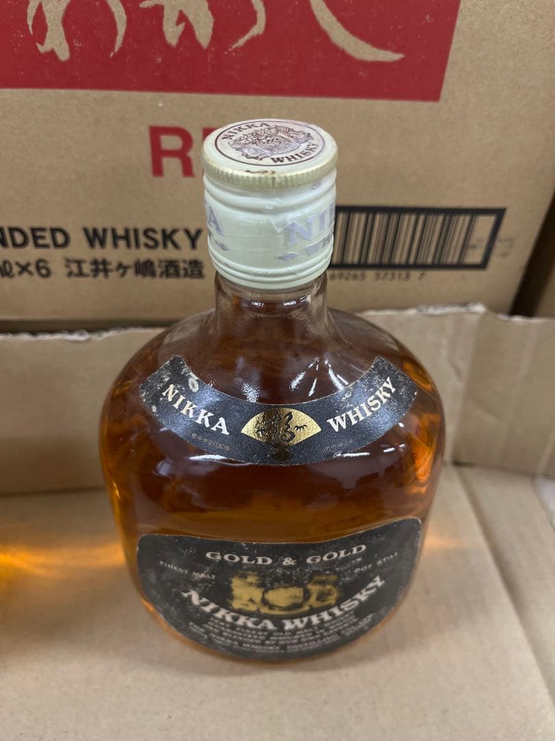 NIKKA WHISKY GOLD & GOLD 武士の像760ml
