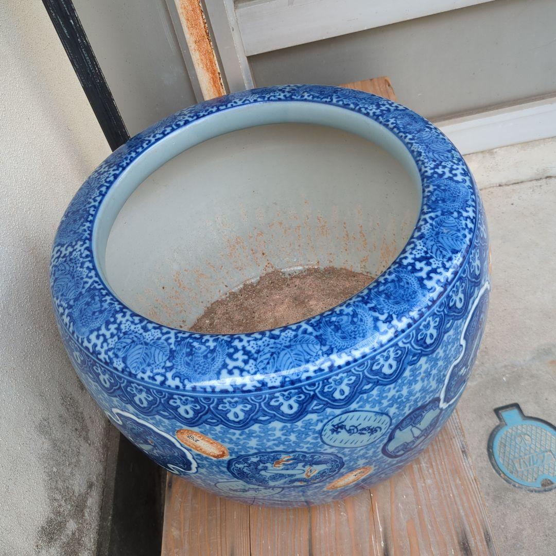 骨董 大型 火鉢 伊万里 染め付け メダカ 金魚 睡蓮鉢 小判 鍔 鉢カバー