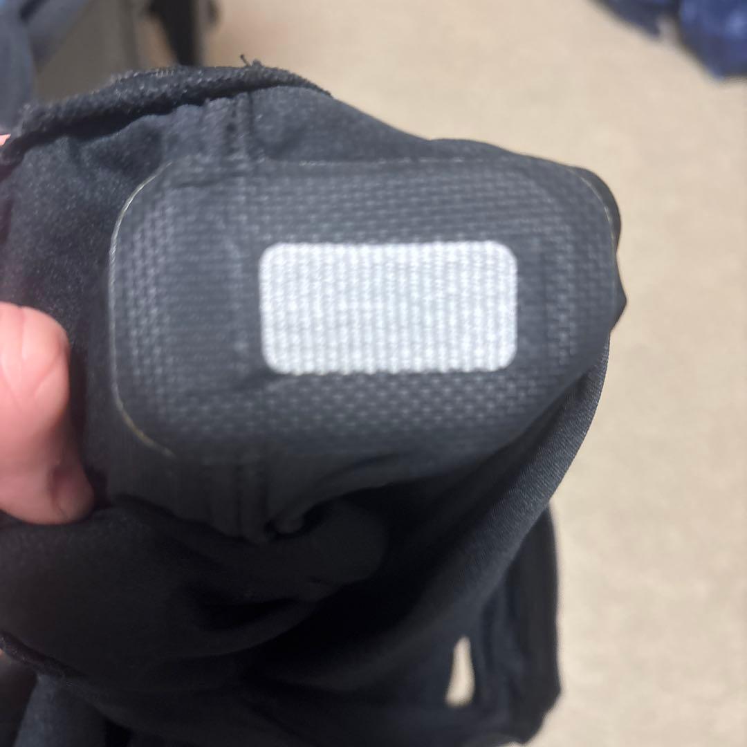 Knows ノースリーブ ブラック タンクトップ