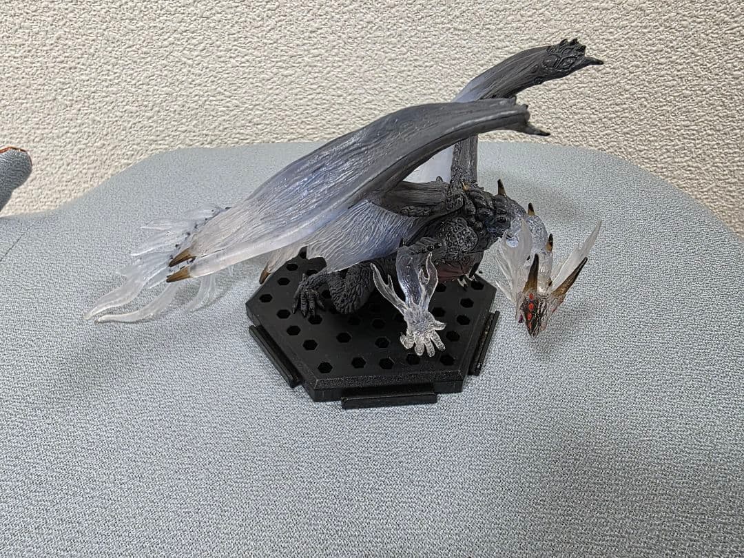 モンスターハンタースタンダードモデル　ゼノジーヴァ(臨界状態)&ムフェトジーヴァ