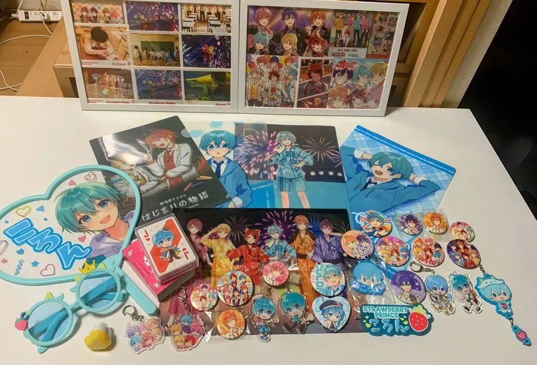 すとぷり大量❣️ぬい、バッジ・トランプ、カード、バスタオル等200点以上