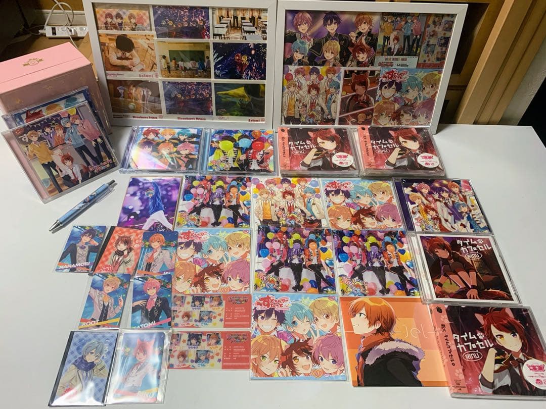 すとぷり大量❣️ぬい、バッジ・トランプ、カード、バスタオル等200点以上