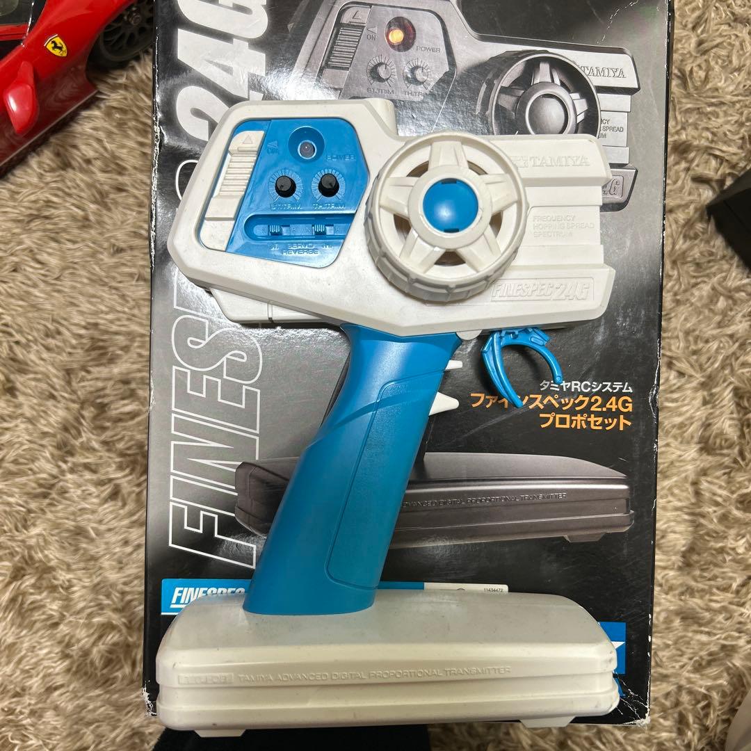 Ferrari RCカー Tamiya 240リモコン付き