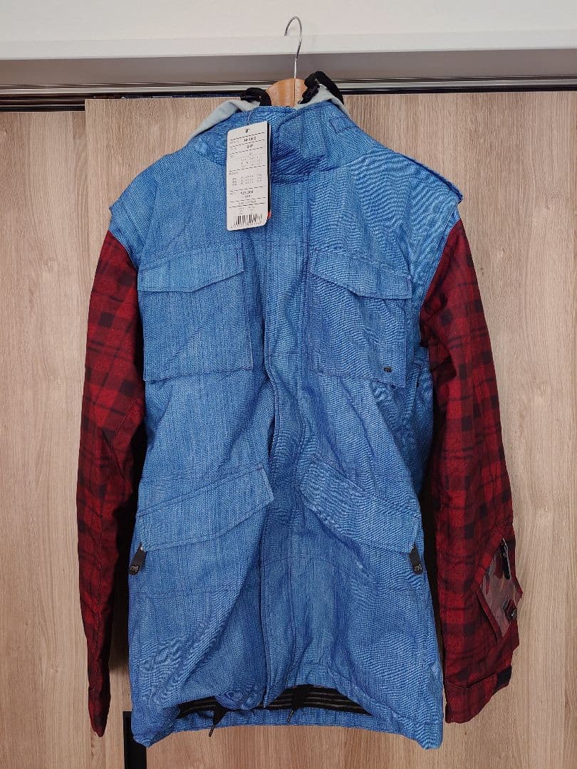 新品スノーボードウェア MISTRAL 定価￥27,000