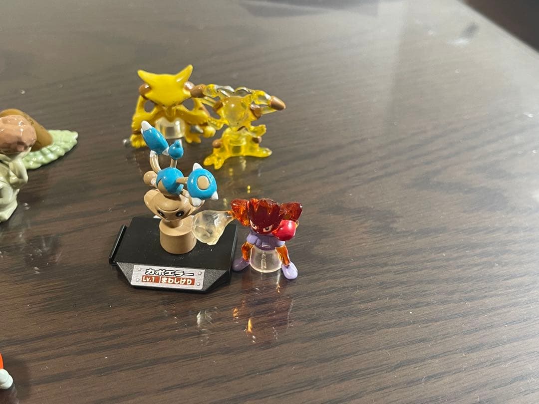 ポケモン　フィギュア　モンコレ　フルカラー　 立体図鑑　ポケモンキッズ