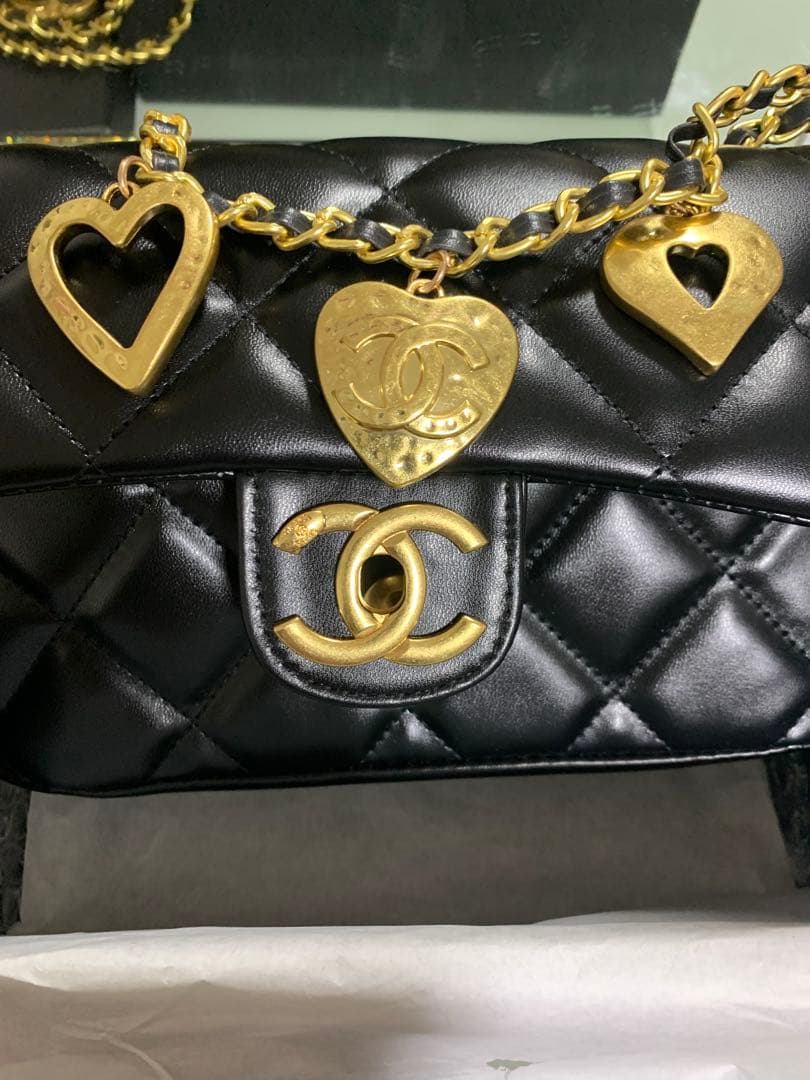 CHANEL ブラック バッグ キルティング
