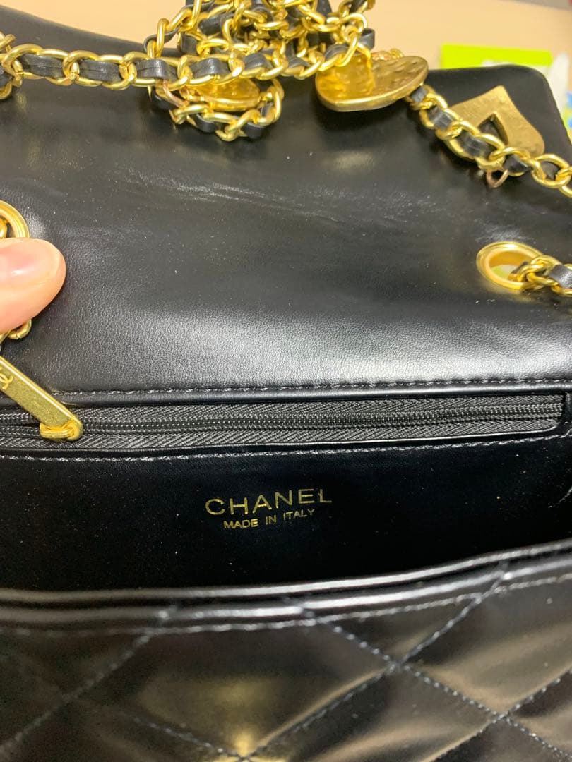 CHANEL ブラック バッグ キルティング
