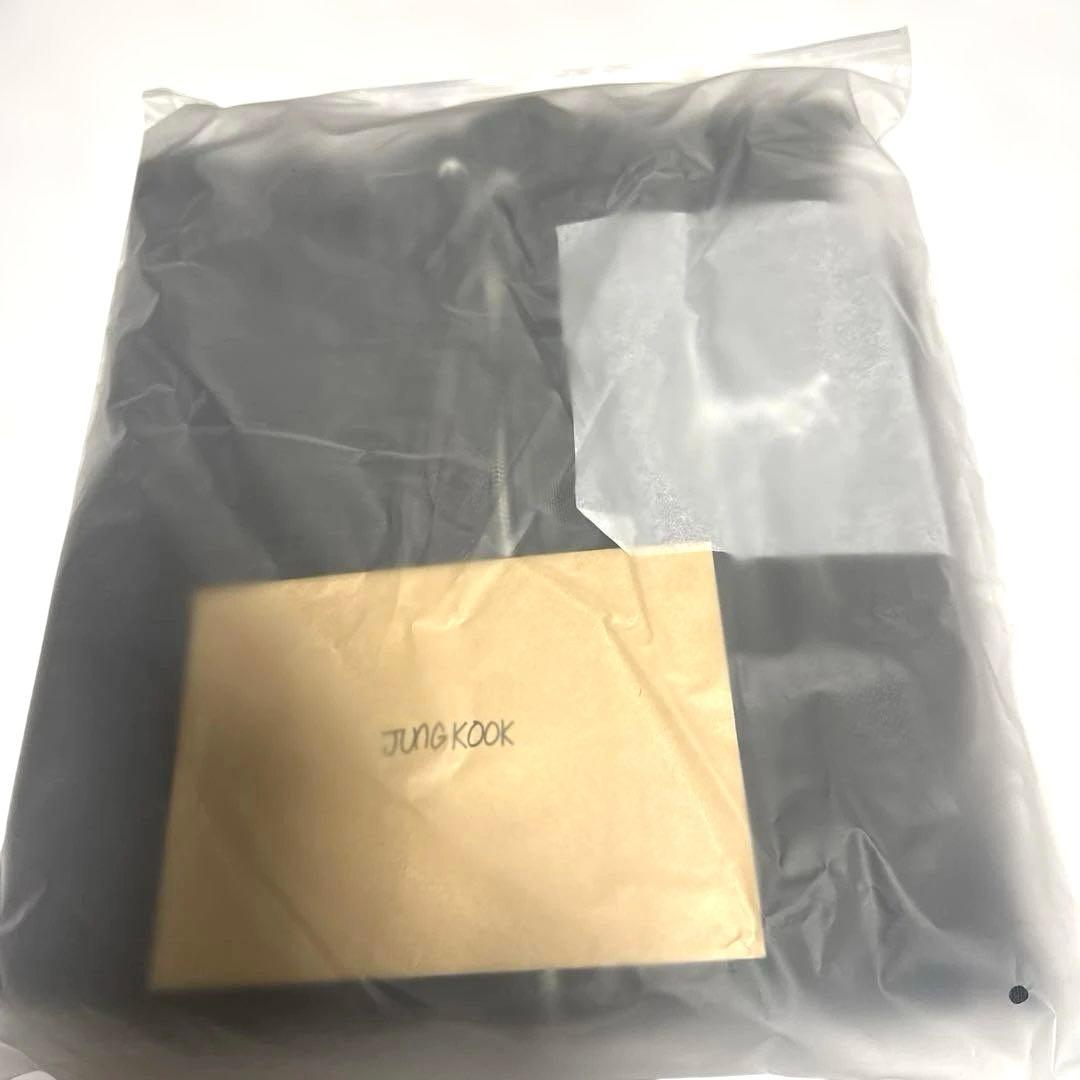 【新品・未使用】BTS アーティストメイド 　ジョングク フーディ L ブラック
