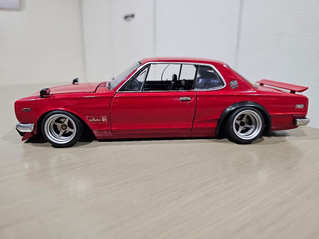 京商　1/18　日産　スカイライン　GT−R 　(KPGC10)