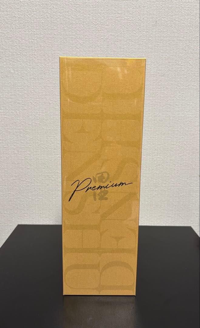 定価以下　田酒　純米大吟釀　PREMIUM プレミアム　720ml 未使用品