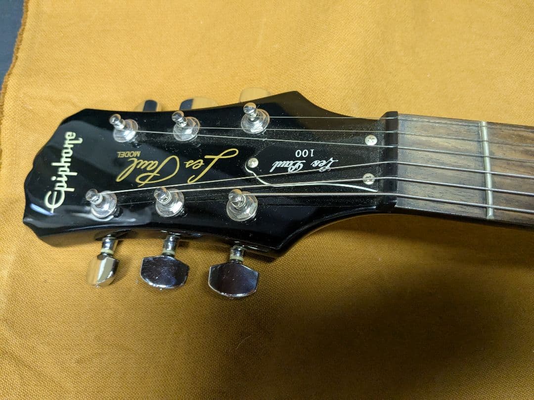 エピフォン　Epiphone　レスポールタイプ　100 エレキギター