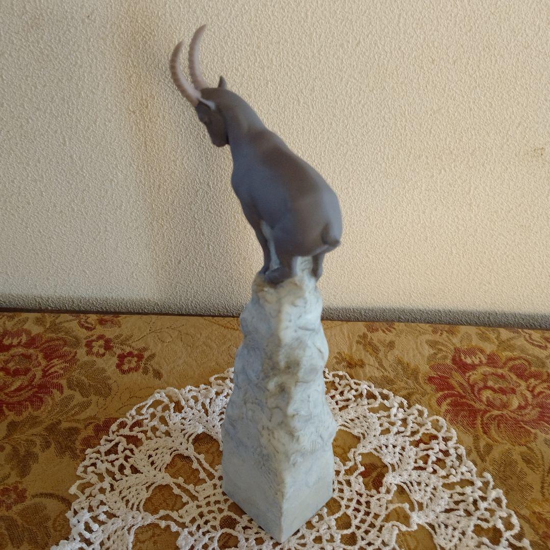 スペインLLADRO社製　ヤギ 0Y50U