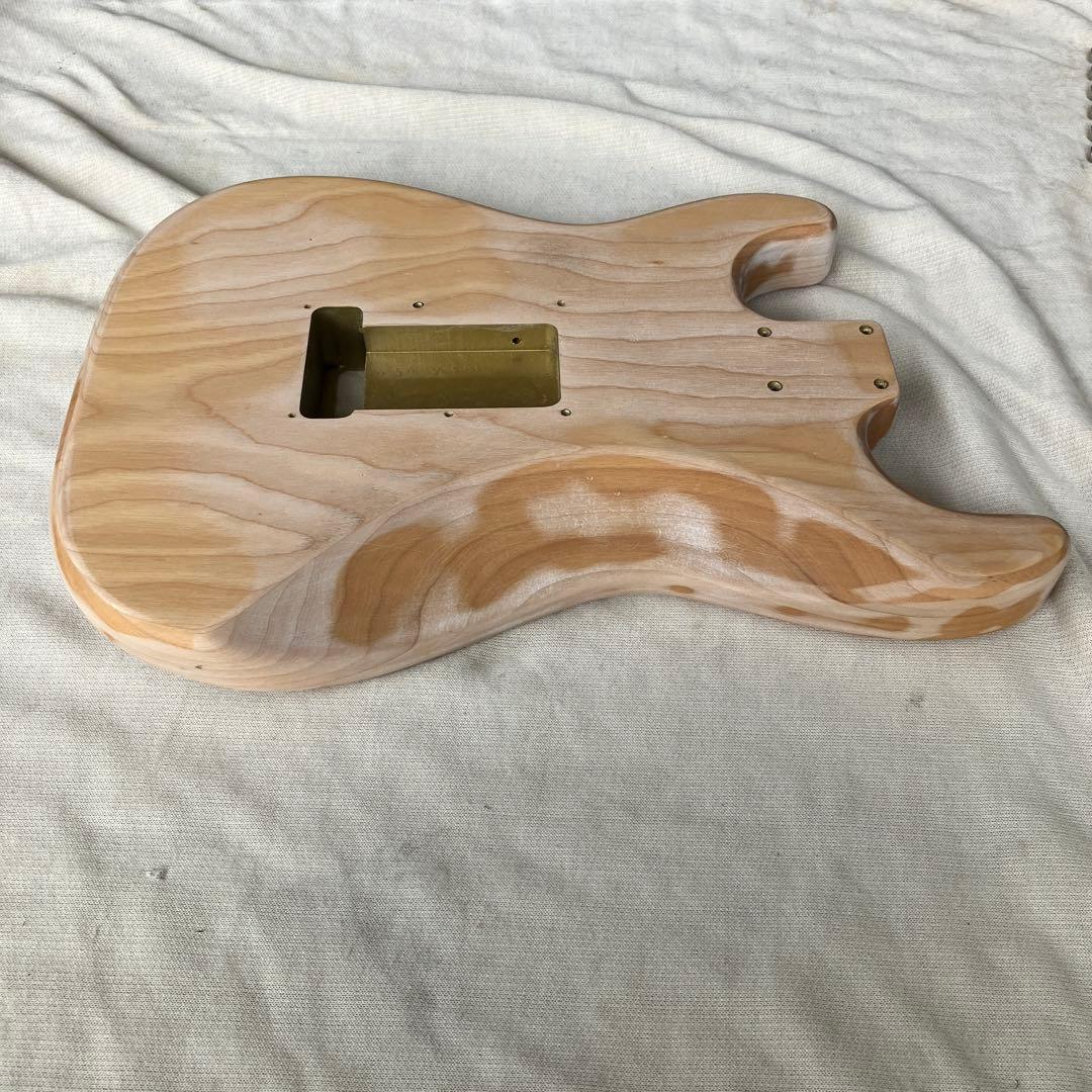 フェンダー ストラトキャスター ボディ未塗装