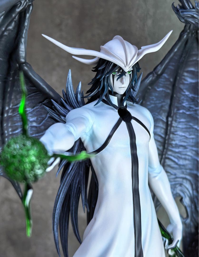 ブリーチ　ウルキオラ・シファー　黒翼大魔　ガレージキッド　フィギュア　完成品