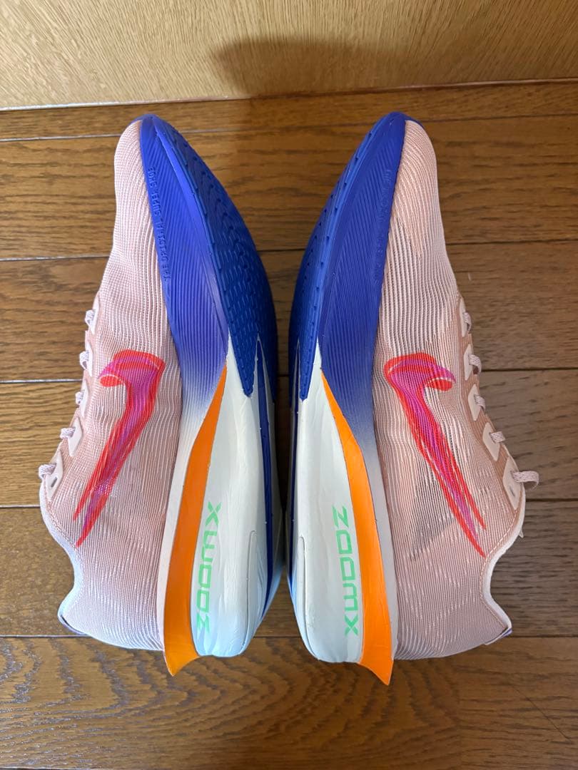 NIKE ヴェイパーフライ4 Nike vapor fly 4