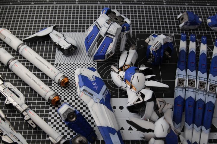 全塗装完成品 RG Hi-νガンダム【グラデーション塗装】