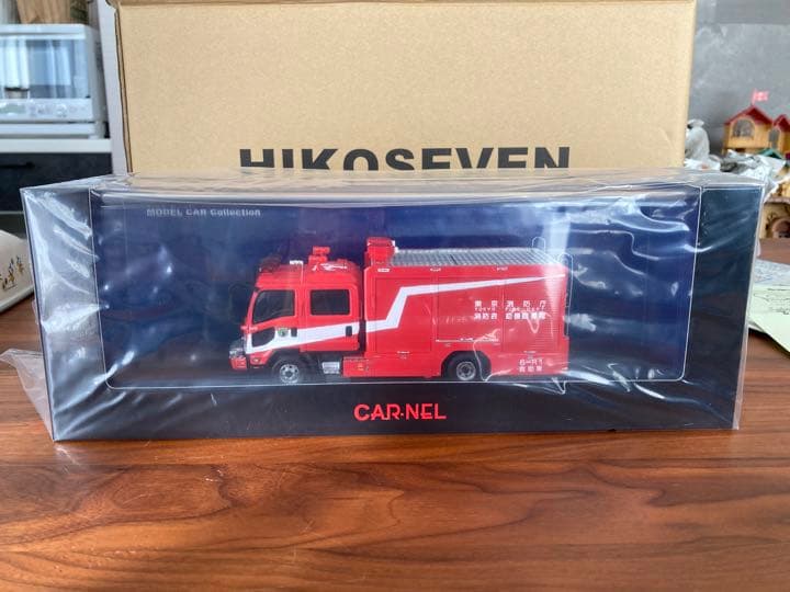 u*0様 [希少]東京消防庁　第6消防方面本部　消防救助機動部隊　救助車　模型
