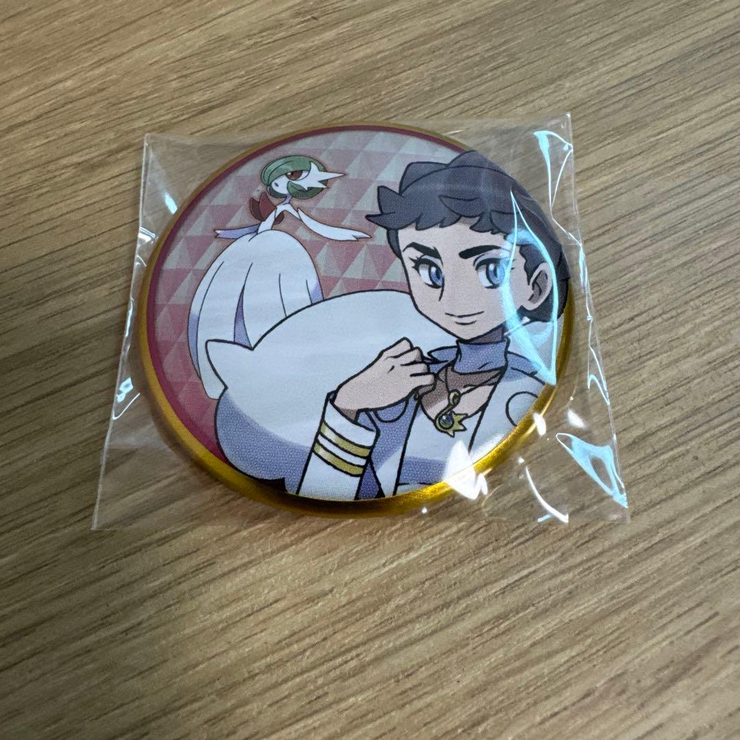 ポケモン XY カロス トレーナー 缶バッジ カルネ　メガサーナイト【4927