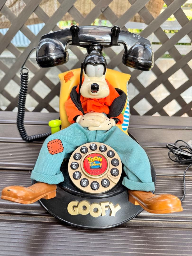 グーフィー　テレフォン