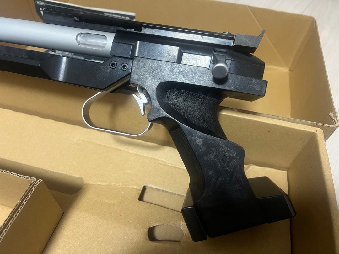 希少　ハドソン　プリシーダー　PRECEDER エアコッキングガン 。