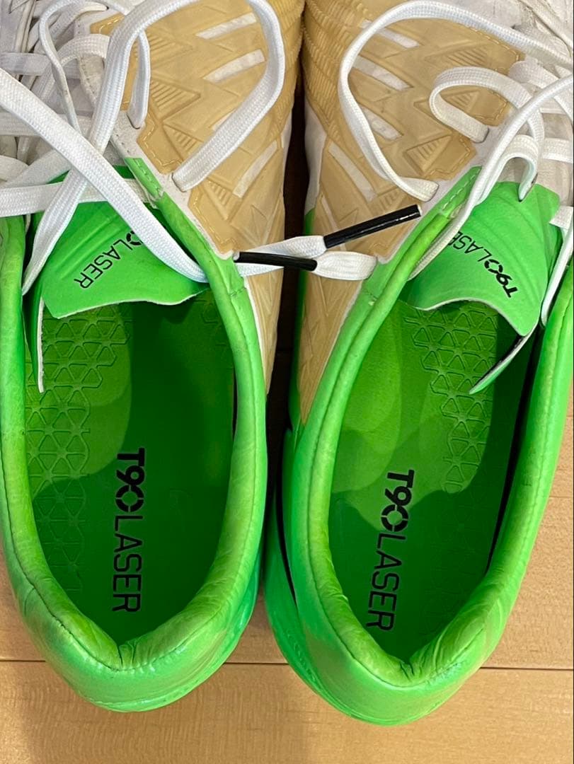 NIKE トータル 90 レーザー 27.0cm