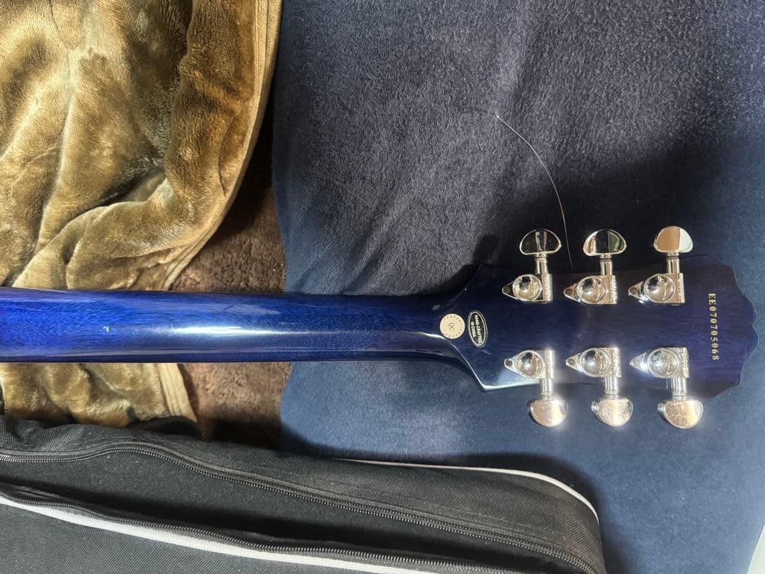 売り切り‼️Epiphone Les Paul Standard 青 ケース付き