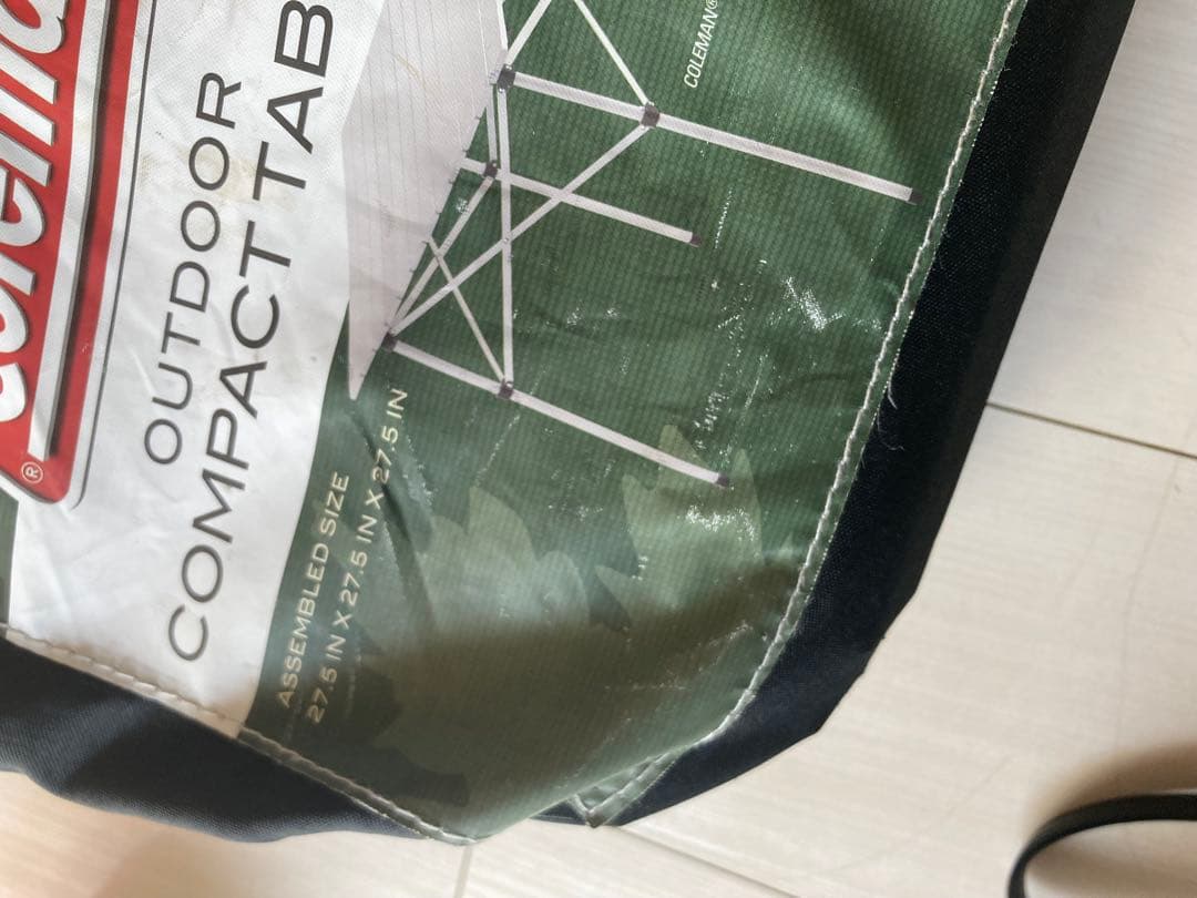 Coleman コンパクト　テーブル　エアーマット　クオルツ　レバーロックベッド