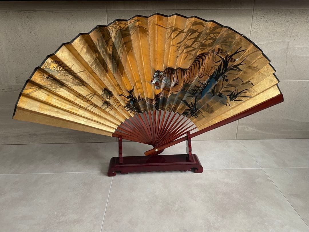 扇　置物　虎　金魚　2セット