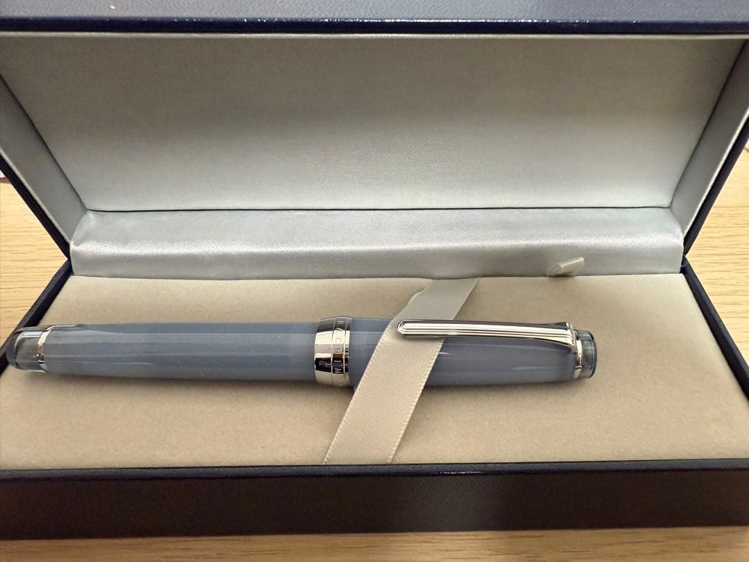 八文字屋　銀山スノーグレー　万年筆　パルムF