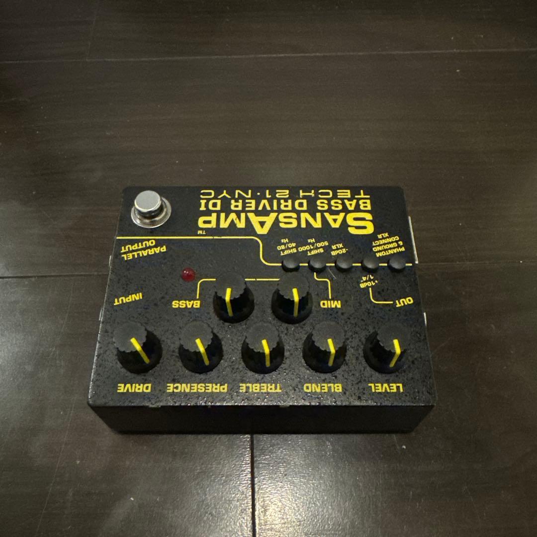 【美品】Tech 21 NYC SansAmp Bass D DI