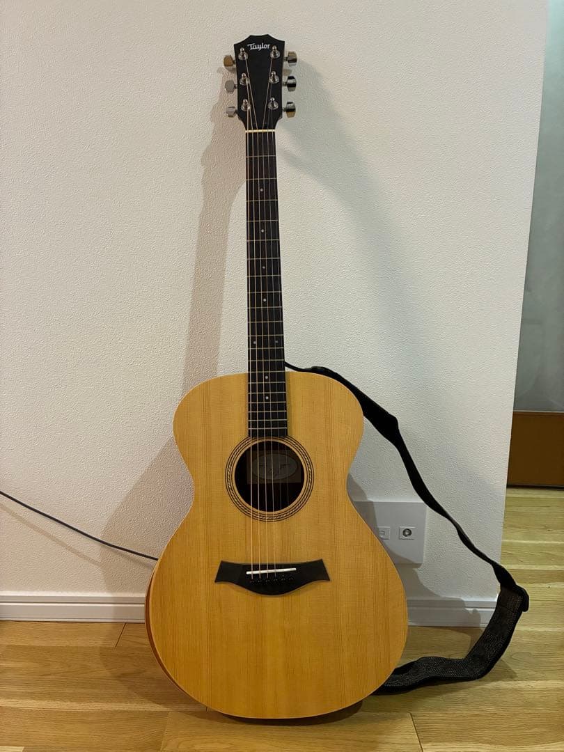Taylor アコースティックギター