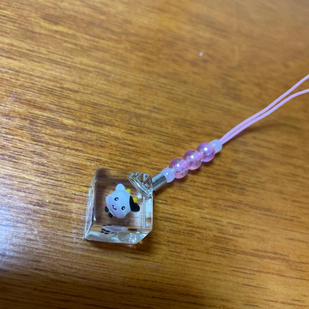 超レア　平成レトロ　サンエックス　アクリルキューブ　根付けストラップ　牛　新品