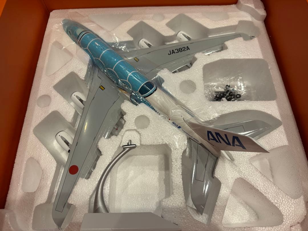 ANA A380 JA382A 1/200 航空機模型 完成品