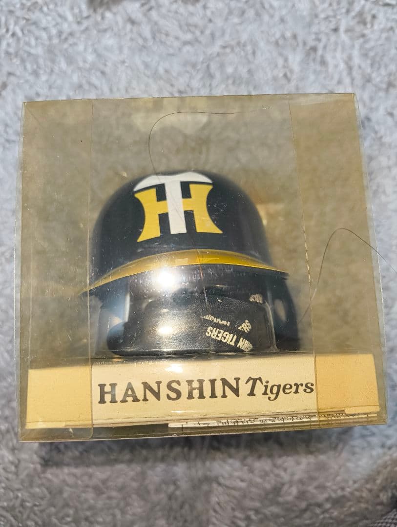 HANSIN Tigers ヘルメット型フィギュア AMラジオセット