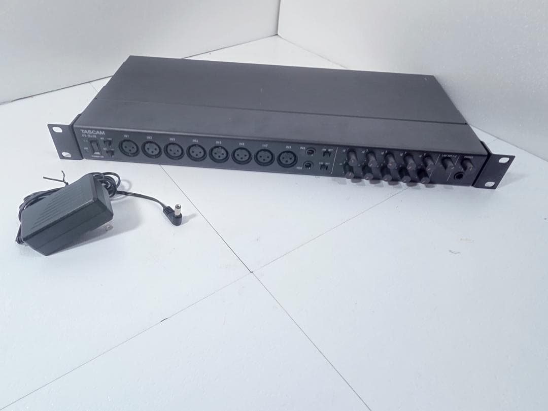 TASCAM ( タスカム ) / US-16x08 オーディオインターフェイス