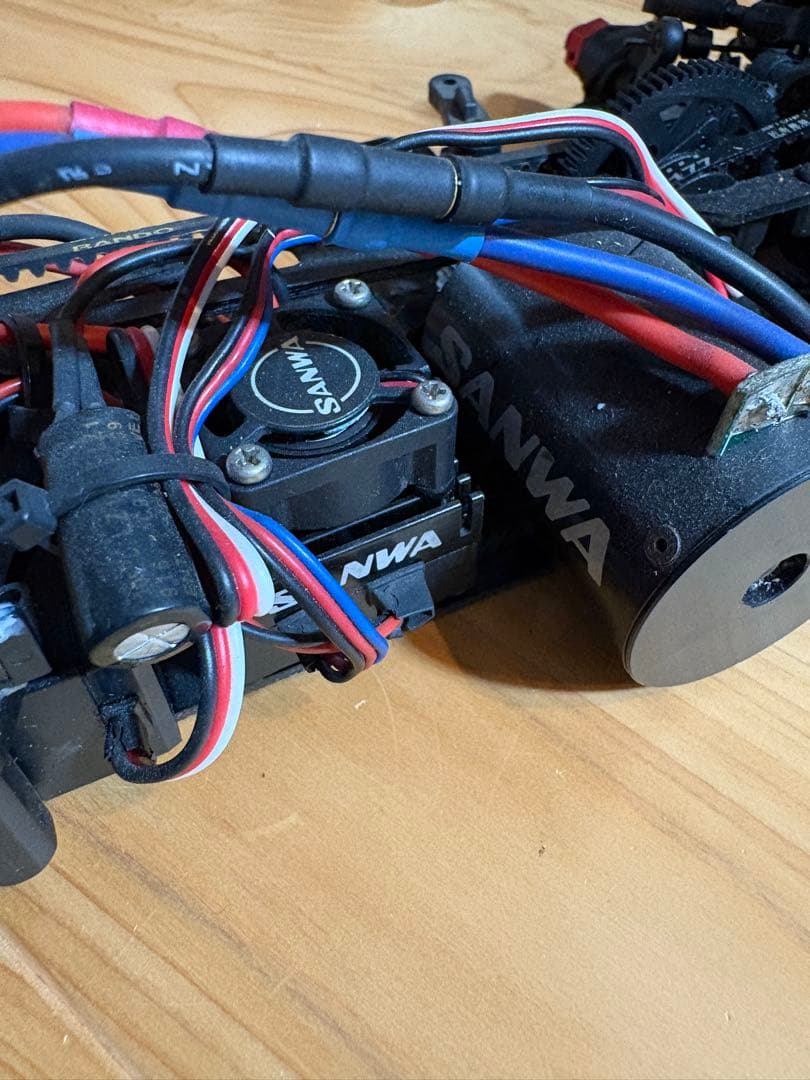 ３レーシング M４ ラジコン ブラシレス