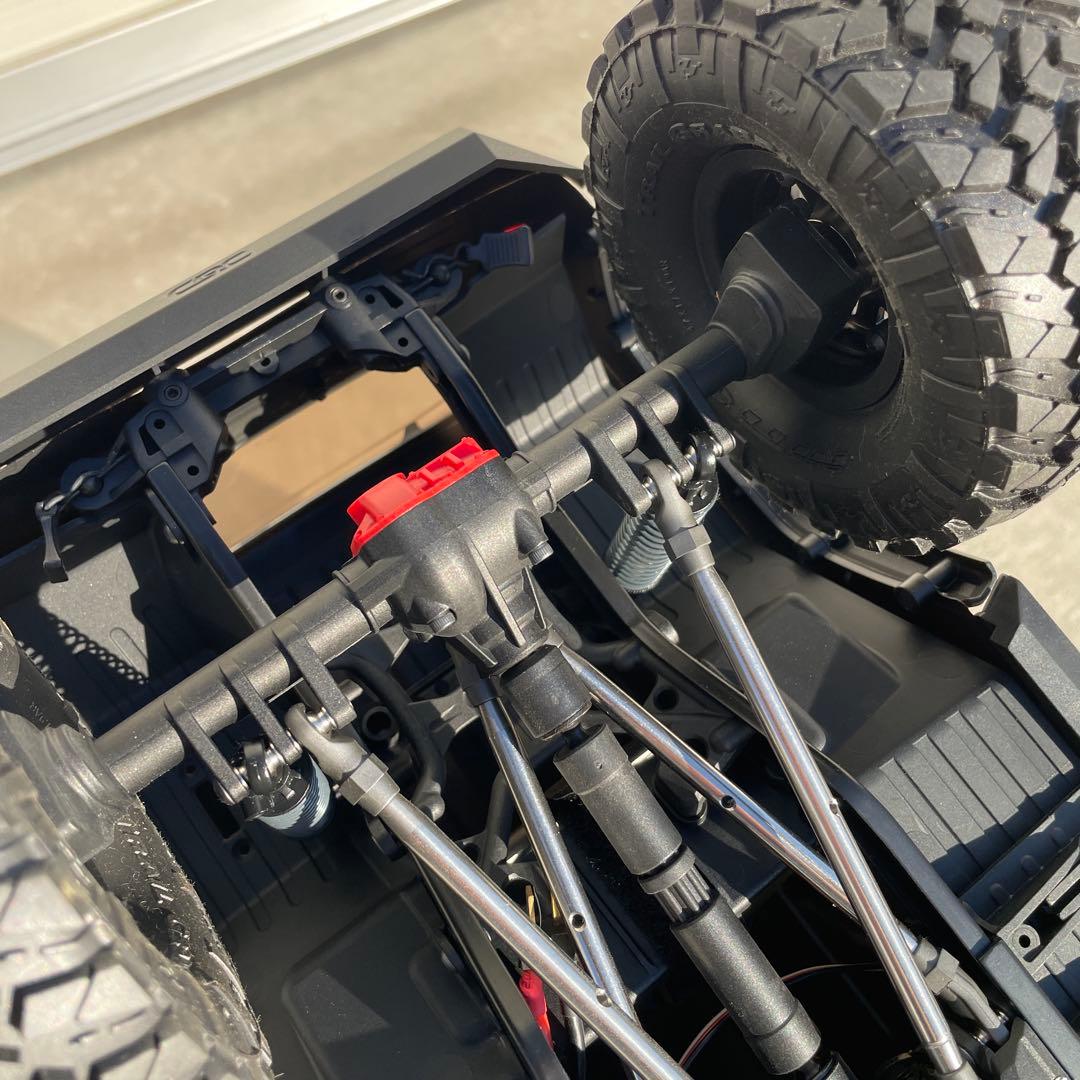 ごんごんAXIAL scx10 III jeep JL 1/10 中古