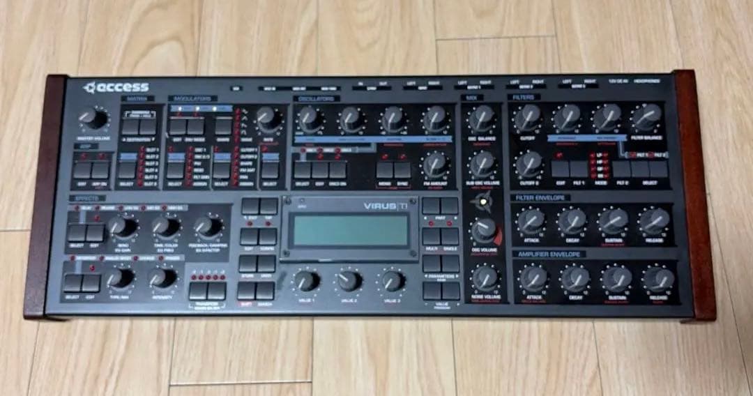 鍵盤楽器 Access Virus TI Desktop