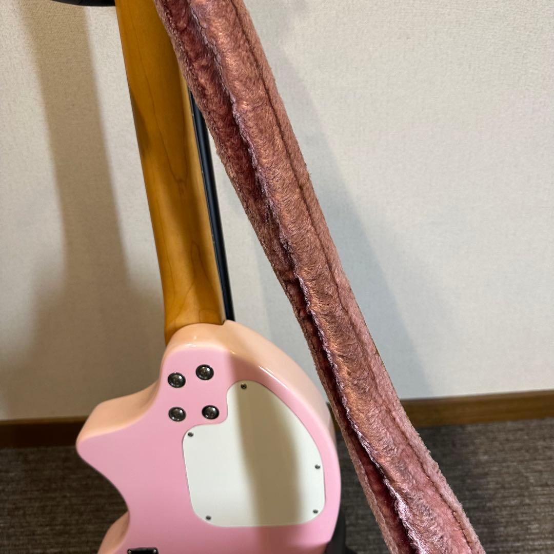 【美品】ZO-3 ピンク アンプ内蔵ミニギター