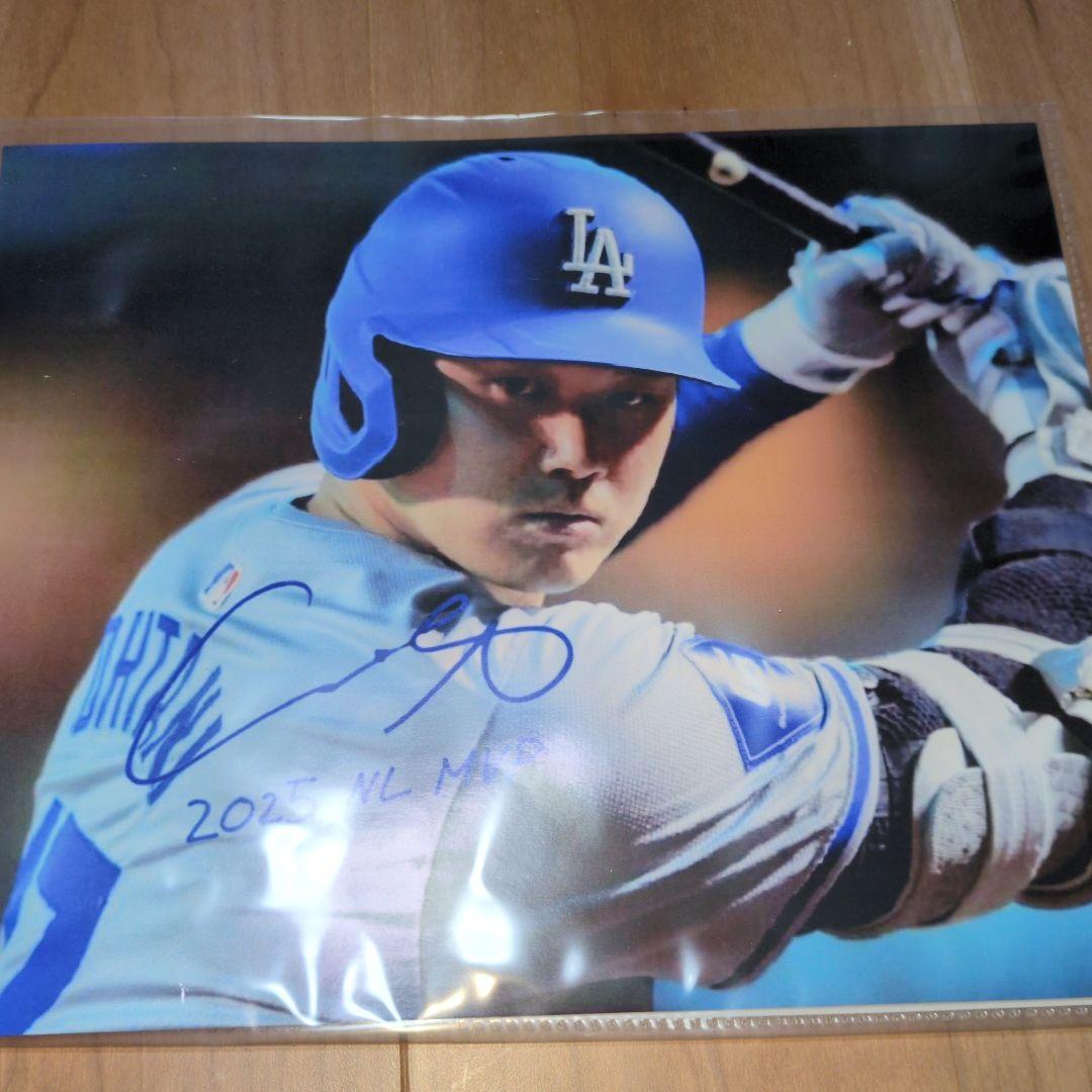 大谷翔平　直筆サイン入り　ロサンゼルスドジャース　カメラマン撮影　非売品