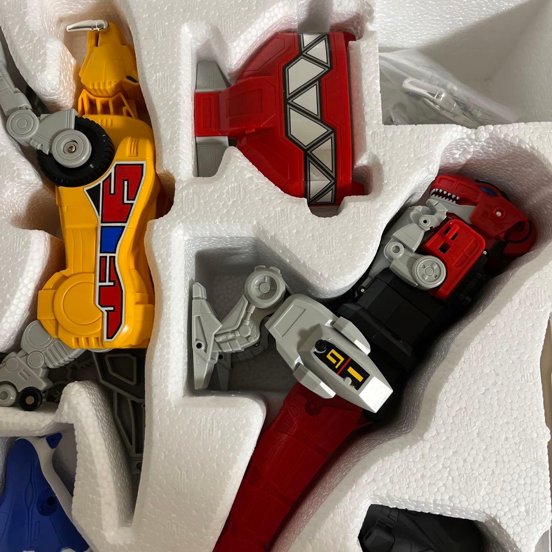 ⚠️デッドストック品・貴重　恐竜戦隊ジュウレンジャー　6大守護獣超合神セット